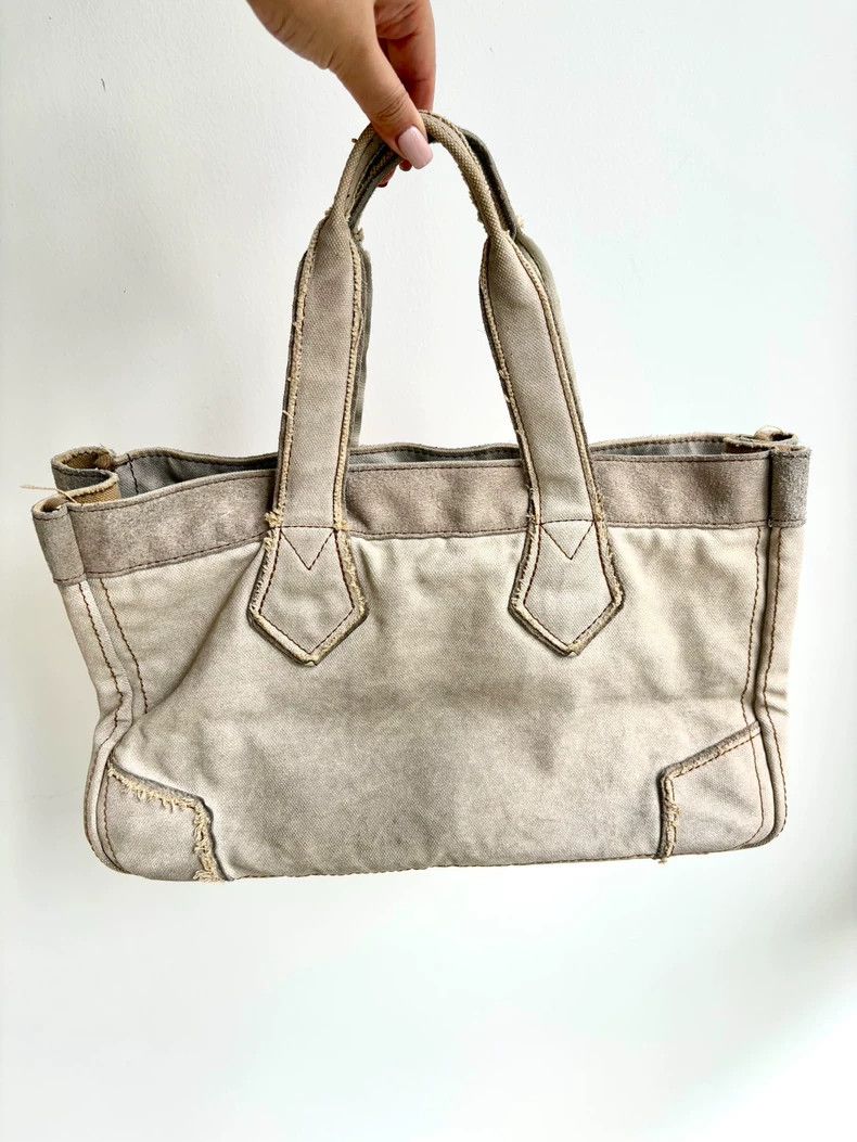 Vivienne Westwood Vivienne Westwood Heart Saturn Canvas Tote - dmc Size ONE SIZE - 2 Thumbnail