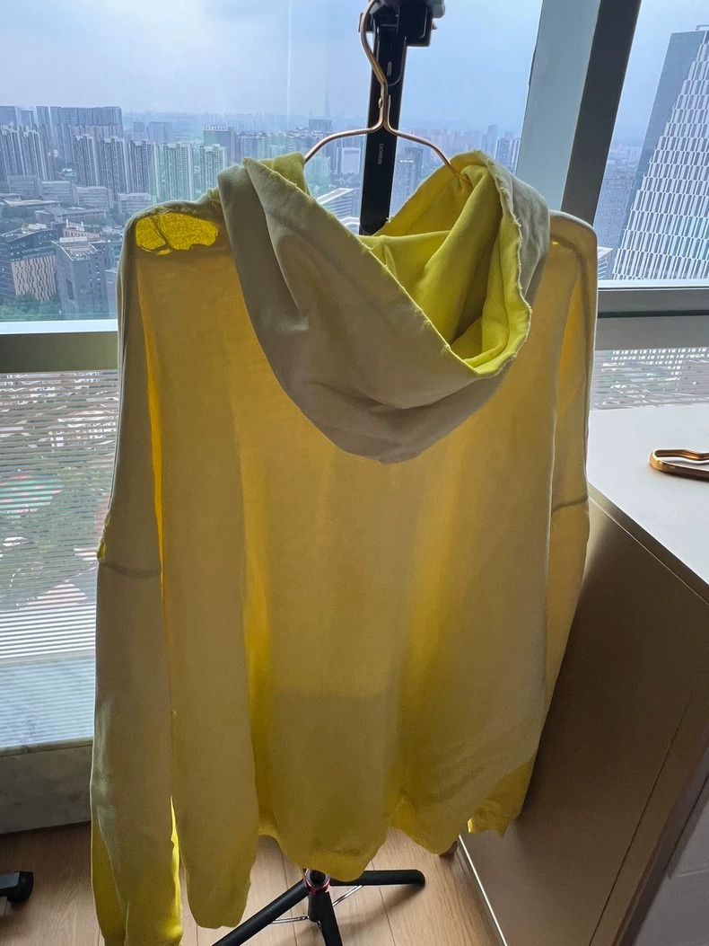 Balenciaga Balenciaga Yellow Sweatshirt - dmc Size US M / EU 48-50 / 2 - 4 Thumbnail