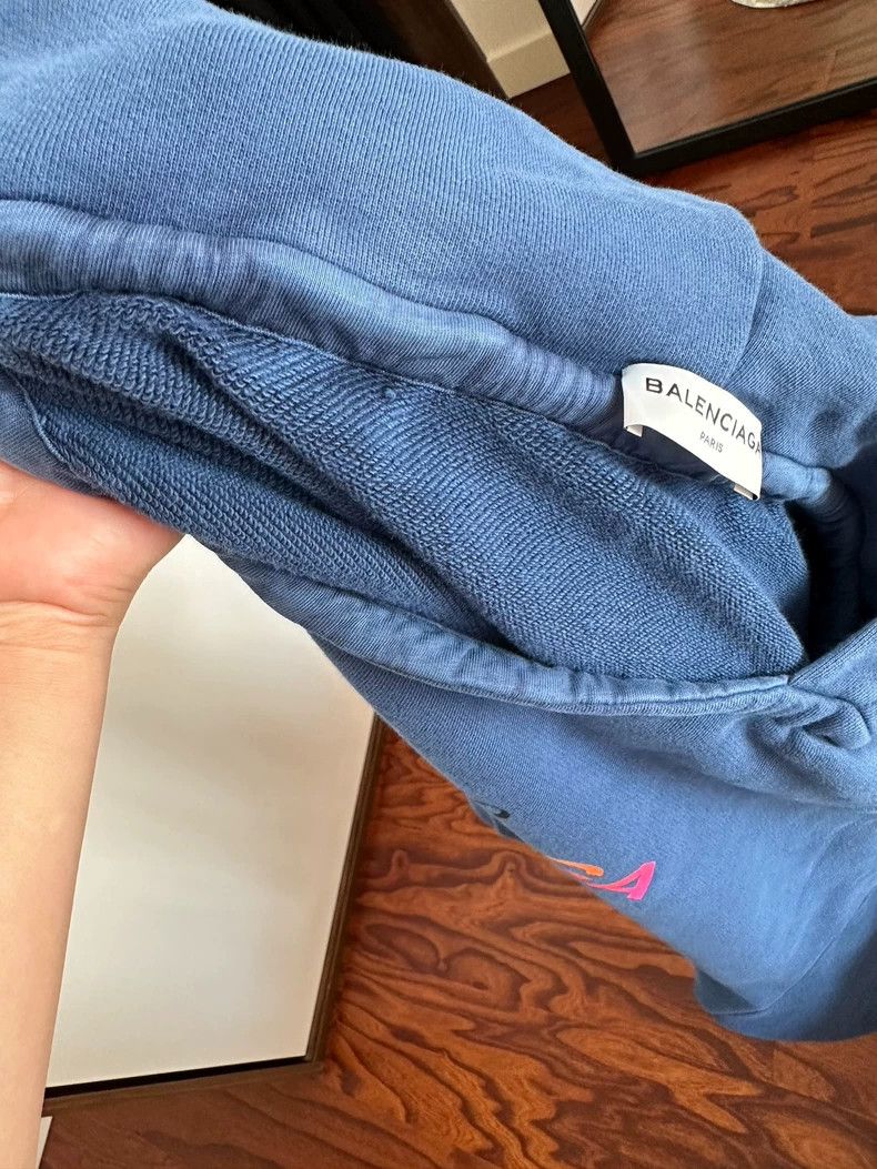 Balenciaga Balenciaga Women's Oversized Blue Sweatshirt - dmc Size US XL / EU 56 / 4 - 7 Thumbnail