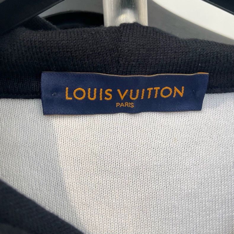 Louis Vuitton Louis Vuitton Gradient Logo Hoodie - dmc Size US XL / EU 56 / 4 - 3 Thumbnail