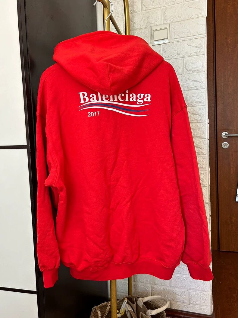 Balenciaga Balenciaga Red Oversized Hoodie S - dmc Size US S / EU 44-46 / 1 - 2 Thumbnail
