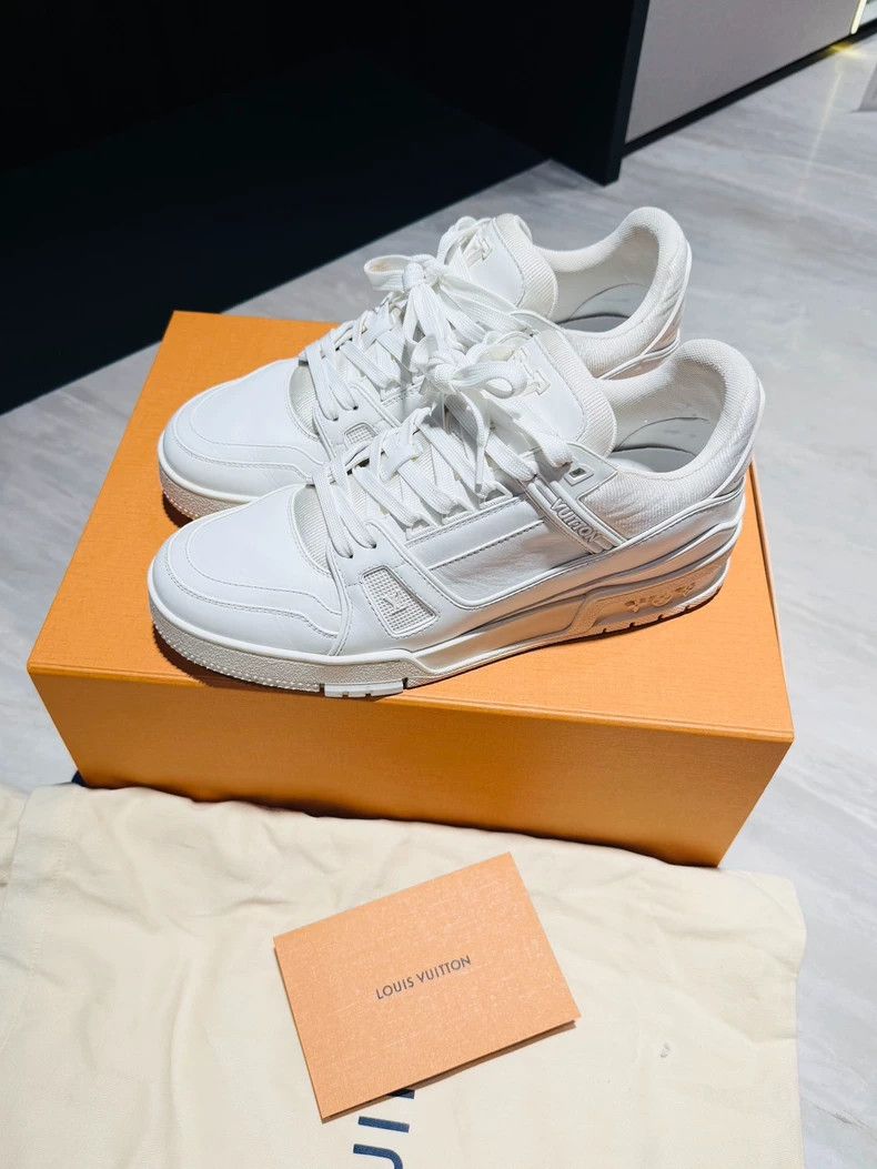 Louis Vuitton Louis Vuitton Trainer White Lowtop Sneakers - dmc Size US 7 / EU 40 - 2 Thumbnail