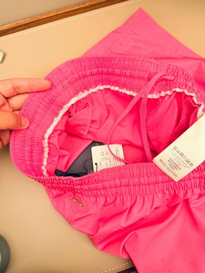 Louis Vuitton Louis Vuitton Logo Embossed Pink Shorts - dmc Size US 32 / EU 48 - 8 Thumbnail