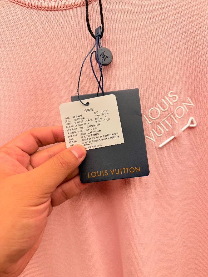 Louis Vuitton Louis Vuitton x Tyler Embroidered Short Sleeve T-shirt - dmc Size US S / EU 44-46 / 1 - 5 Thumbnail
