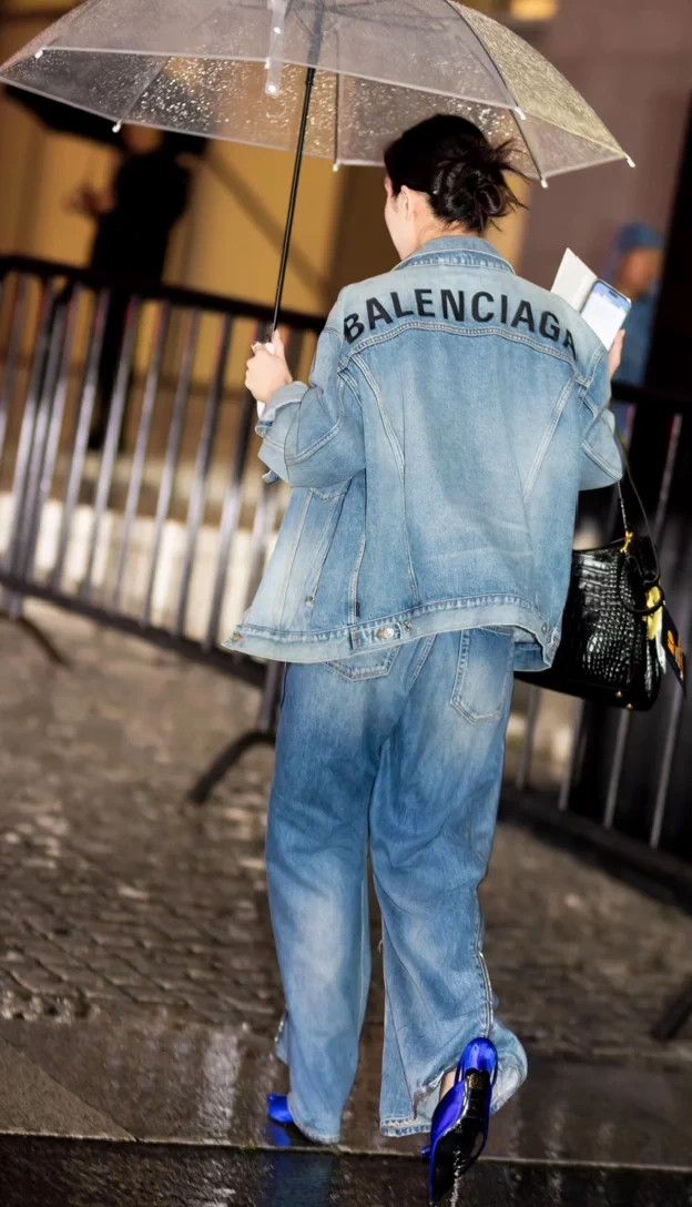 Balenciaga Balenciaga Denim Jacket Back Logo - dmc Size US L / EU 52-54 / 3 - 6 Thumbnail