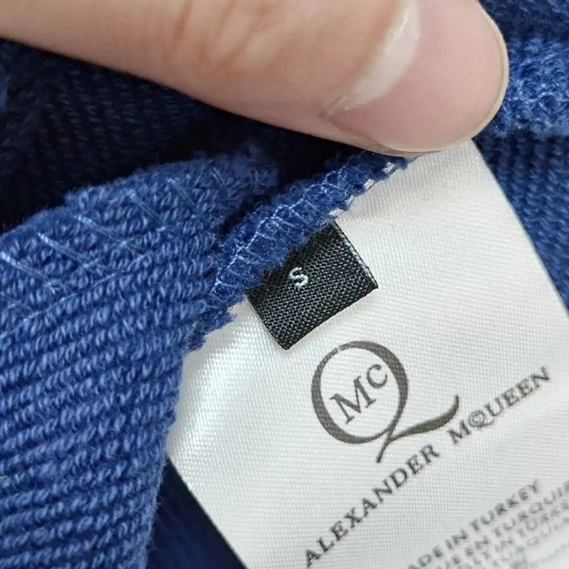 Alexander McQueen Alexander McQueen Blue Cotton Sweatshirt with Print 0089 Size S / US 4 / IT 40 - 5 Thumbnail