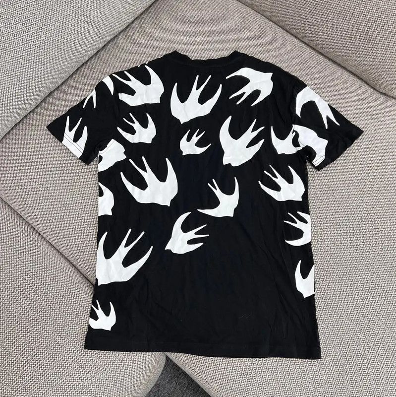 Alexander McQueen Alexander McQueen Black Cotton T-Shirt with Prints 0089 Size XS / US 0-2 / IT 36-38 - 2 Thumbnail