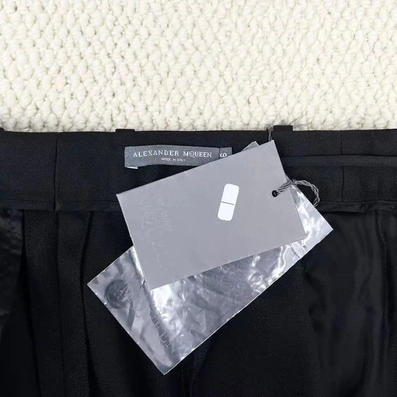 Alexander McQueen Alexander McQueen Black Casual Trousers for Women 0089 Size 23" - 3 Thumbnail