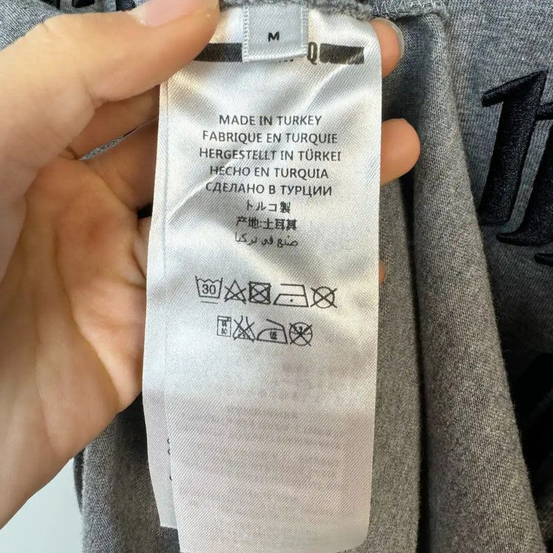 Alexander McQueen Alexander McQueen Gray Graphic Women's T-Shirt 0089 Size M / US 6-8 / IT 42-44 - 5 Thumbnail
