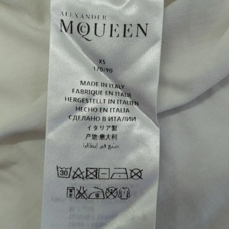 Alexander McQueen Alexander McQueen Skull Print Cotton T-Shirt 0089 Size XS / US 0-2 / IT 36-38 - 6 Thumbnail