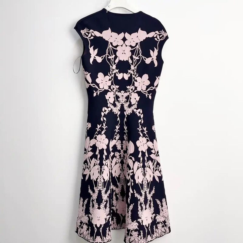 Alexander McQueen Alexander McQUEEN Multi-Color Dress in Size M 0089 Size M / US 6-8 / IT 42-44 - 5 Thumbnail