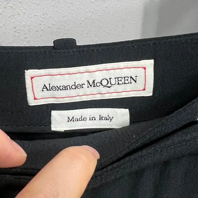 Alexander McQueen Alexander McQueen Women's Black Wool Casual Pants 0089 Size 32" / US 10 / IT 46 - 3 Thumbnail