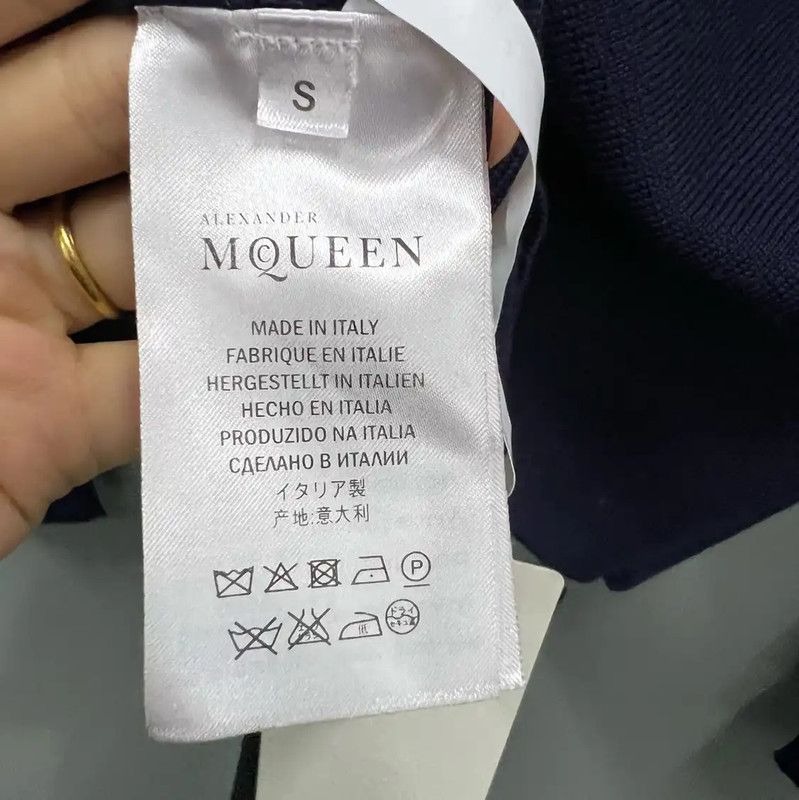 Alexander McQueen Alexander McQueen Women's Wool Pullover Sweater 0089 Size S / US 4 / IT 40 - 4 Thumbnail