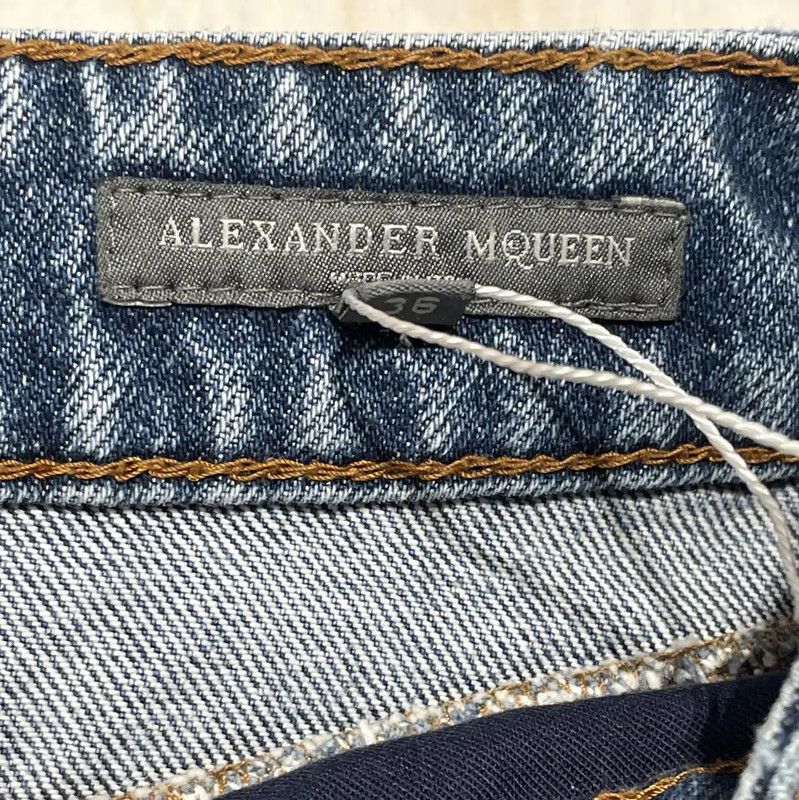 Alexander McQueen Alexander McQueen Blue Embroidered Cotton Mini Skirt 0089 Size 27" / US 4 / IT 40 - 3 Thumbnail