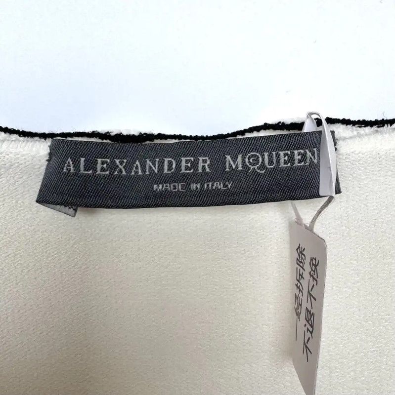 Alexander McQueen Alexander McQueen White Wool Dress 0089 Size S / US 4 / IT 40 - 5 Thumbnail