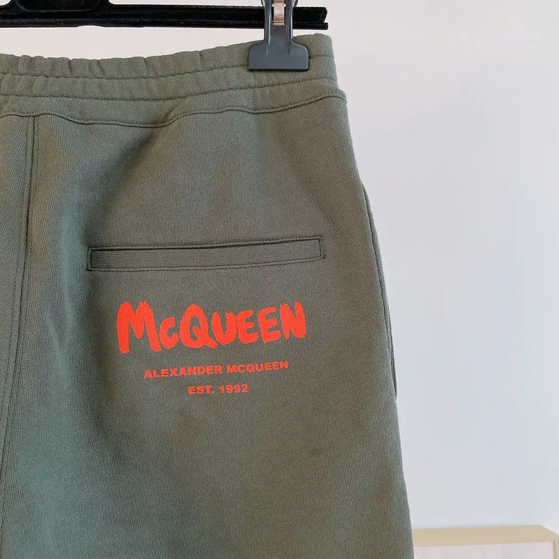 Alexander McQueen Alexander McQueen Green Cotton Printed Casual Pants 0089 Size 26" / US 2 / IT 38 - 4 Thumbnail