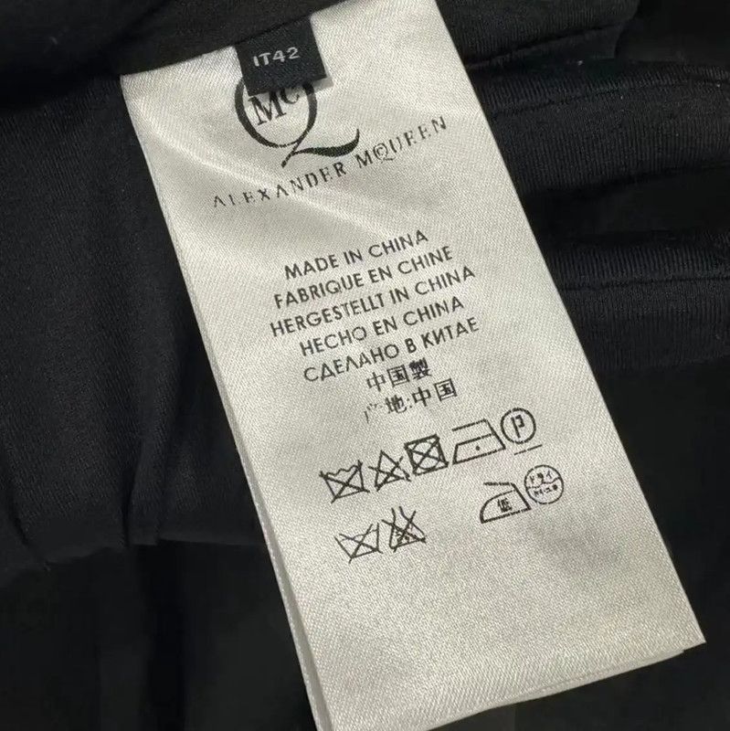 Alexander McQueen Alexander McQueen Black Silk Long Sleeve Cardigan 0089 Size L / US 10 / IT 46 - 6 Thumbnail
