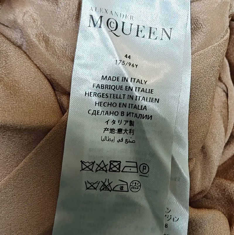 Alexander McQueen Alexander McQueen Elegant Long Sleeve Dress for Women 0089 Size L / US 10 / IT 46 - 5 Thumbnail