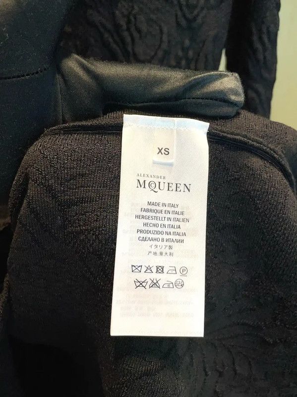Alexander McQueen Alexander McQueen Black Wool Blend Fishtail Dress 0089 Size XS / US 0-2 / IT 36-38 - 9 Thumbnail