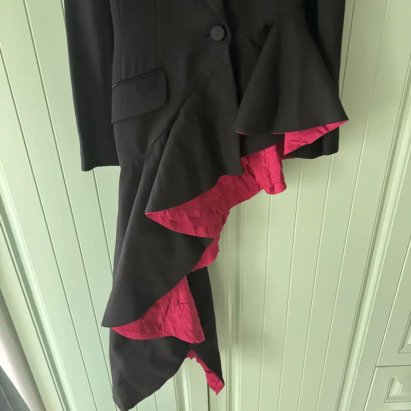 Alexander McQueen Alexander McQueen Black Wool Women's Jacket 0089 Size XS / US 0-2 / IT 36-38 - 6 Thumbnail