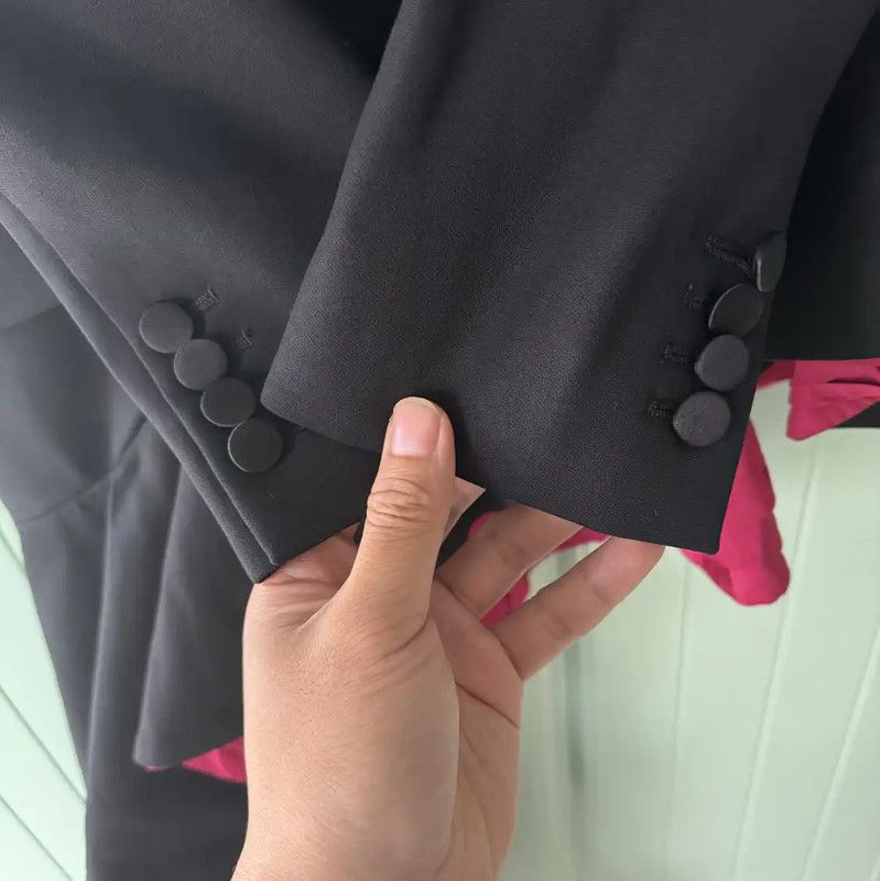 Alexander McQueen Alexander McQueen Black Wool Women's Jacket 0089 Size XS / US 0-2 / IT 36-38 - 9 Thumbnail