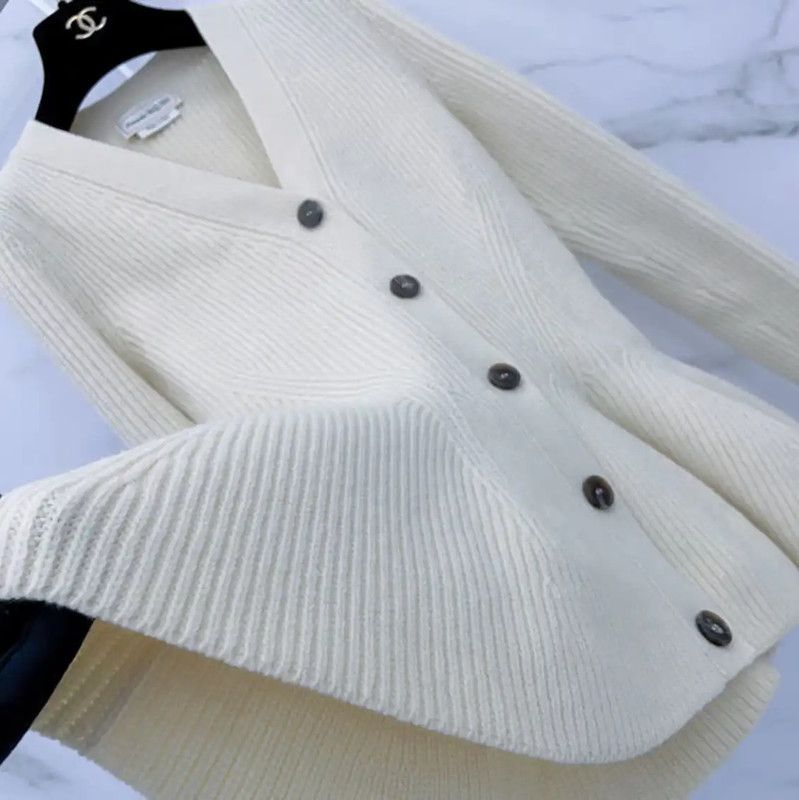 Alexander McQueen Alexander McQueen Cream Wool Blend Long Sleeve Cardigan 0089 Size XS / US 0-2 / IT 36-38 - 7 Thumbnail