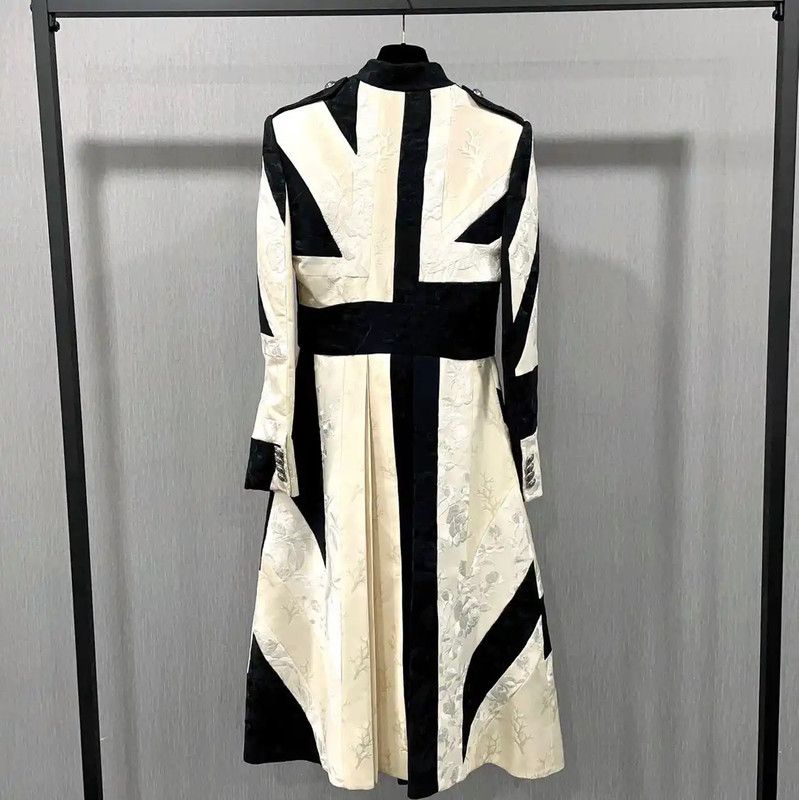 Alexander McQueen Alexander McQueen Winter Long Color Block Coat 0089 Size M / US 6-8 / IT 42-44 - 2 Thumbnail