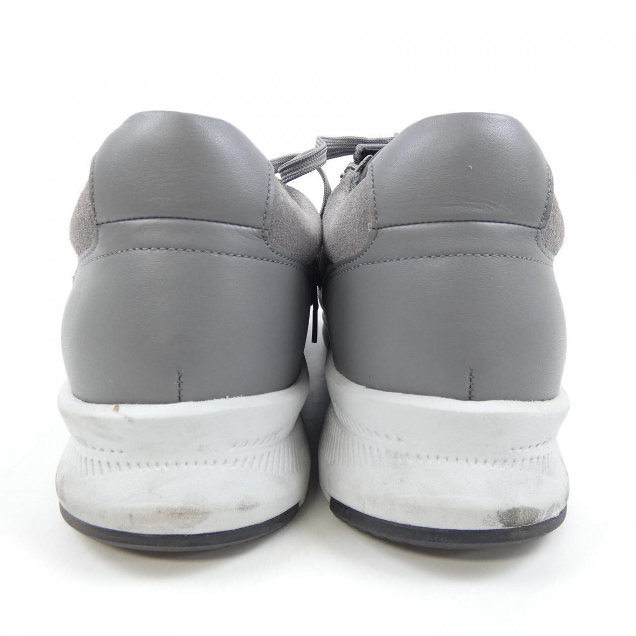Other Other ASICS Shoes Others Shoes 1211A002 DUTY FREE for USA Size ONE SIZE - 5 Thumbnail