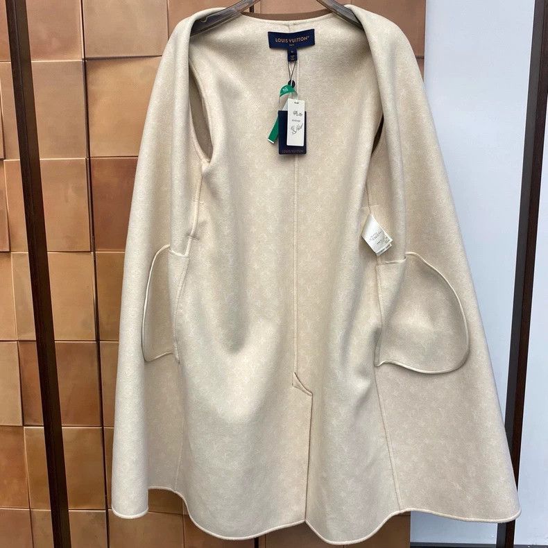 Louis Vuitton Louis Vuitton Monogram Long Coat 36 - dmc Size US XS / EU 42 / 0 - 3 Thumbnail