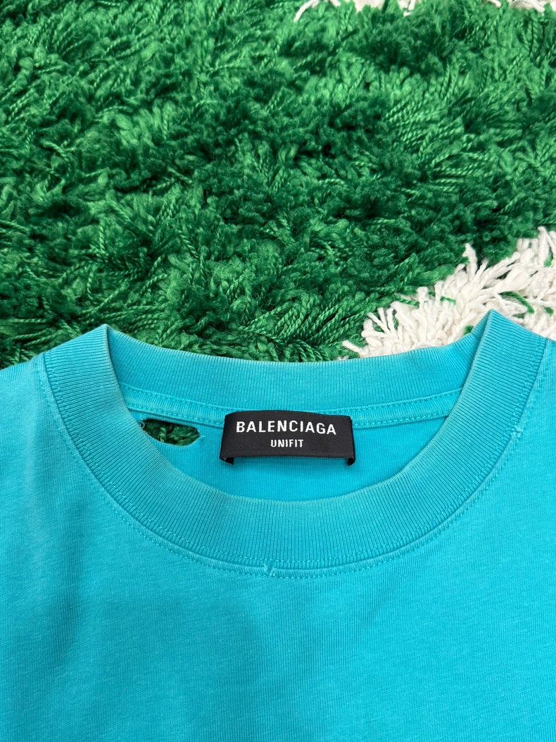 Balenciaga Balenciaga Distressed Logo Short Sleeve Tee - dmc Size US XS / EU 42 / 0 - 4 Thumbnail