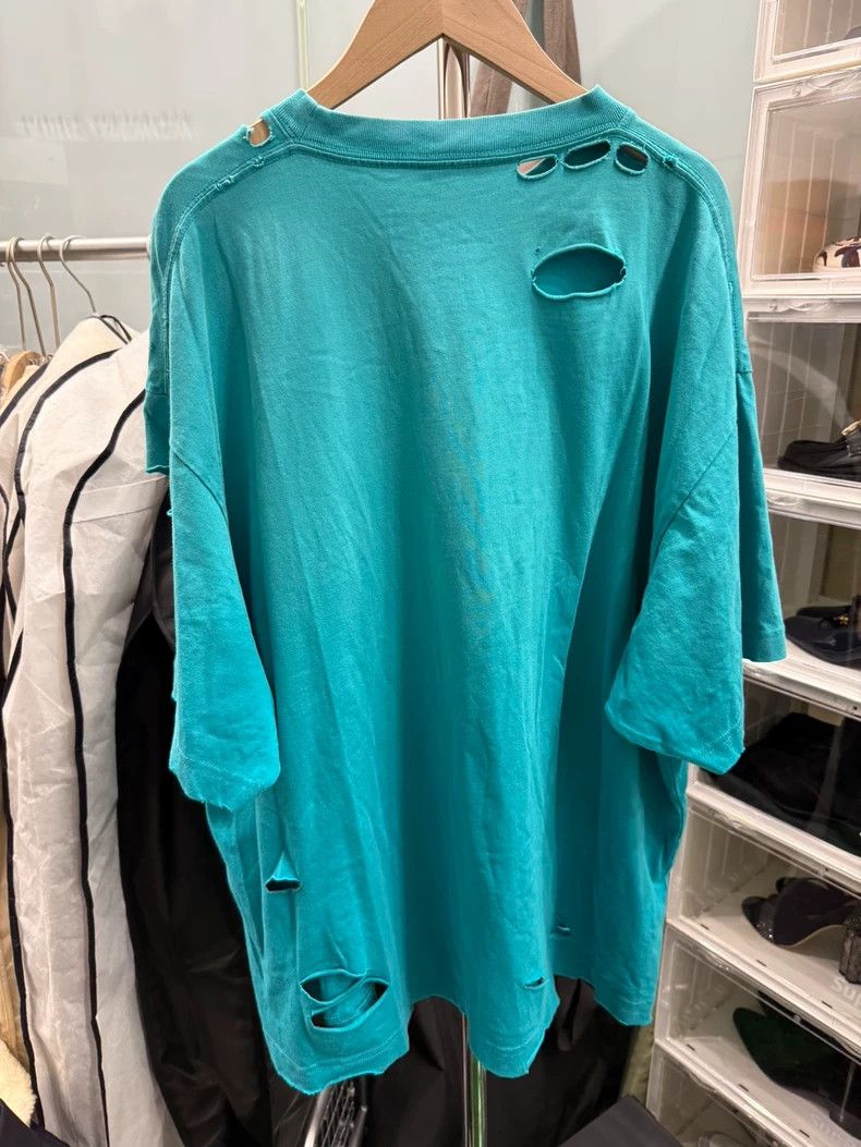Balenciaga Balenciaga Distressed Logo Short Sleeve Tee - dmc Size US XS / EU 42 / 0 - 2 Thumbnail