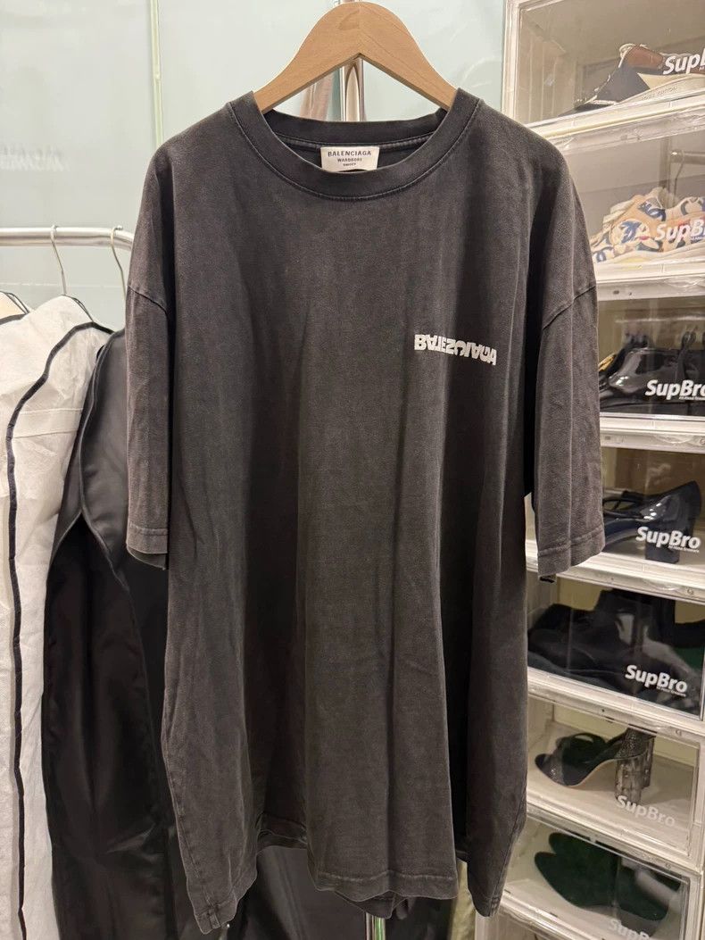 Balenciaga Balenciaga Washed Embroidered Short Sleeve - dmc Size US S / EU 44-46 / 1 - 2 Thumbnail