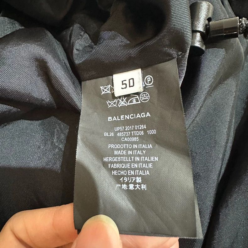 Balenciaga Balenciaga FW21 Solid Zip Parka Coat - dmc Size US M / EU 48-50 / 2 - 5 Thumbnail