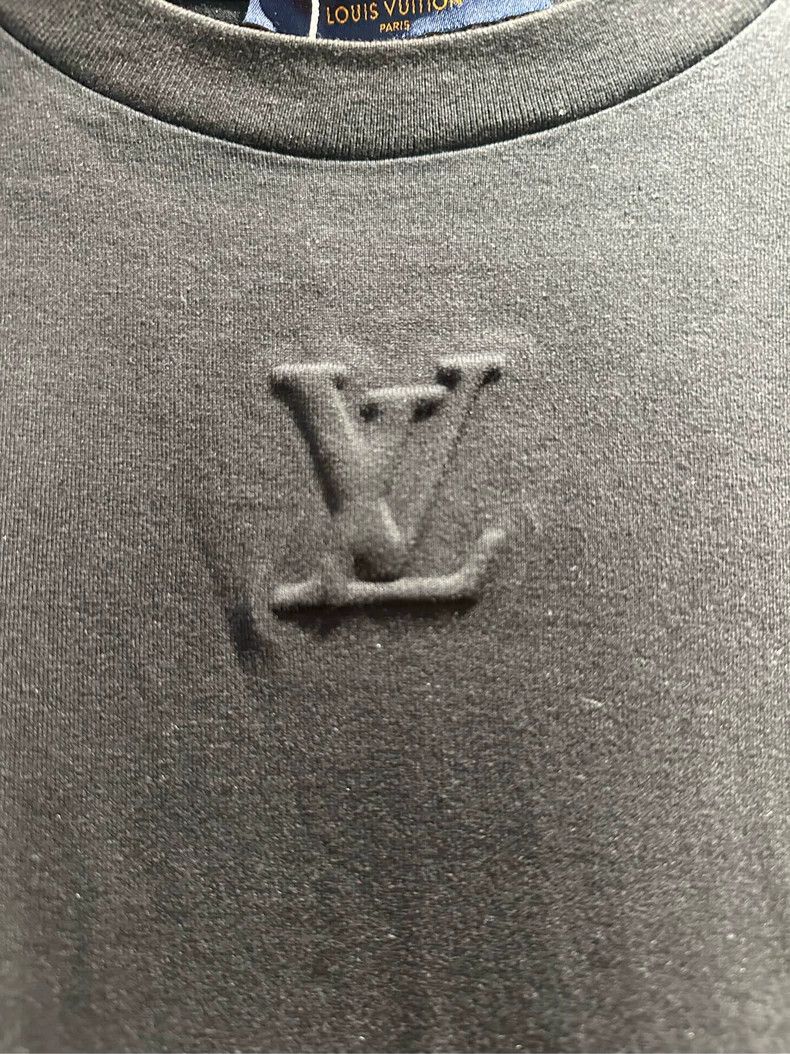 Louis Vuitton LOUIS VUITTON Logo Solid Short Sleeve T-shirt - dmc Size US L / EU 52-54 / 3 - 2 Thumbnail