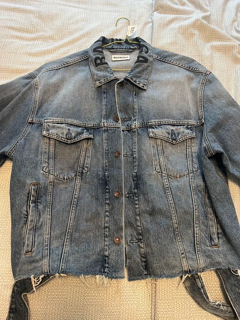 Balenciaga Balenciaga Women's Denim Jacket - dmc Size US XS / EU 42 / 0 - 4 Thumbnail