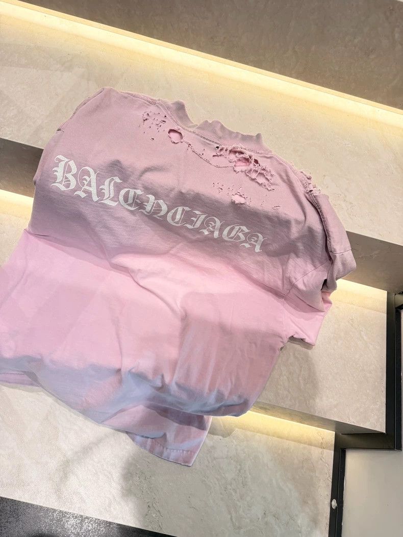 Balenciaga Balenciaga Pink T-shirt Size M New - dmc Size US M / EU 48-50 / 2 - 2 Thumbnail