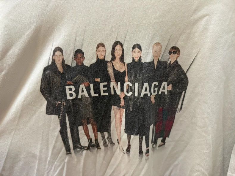 Balenciaga Balenciaga Portrait Short Sleeve Tee - dmc Size US S / EU 44-46 / 1 - 2 Thumbnail