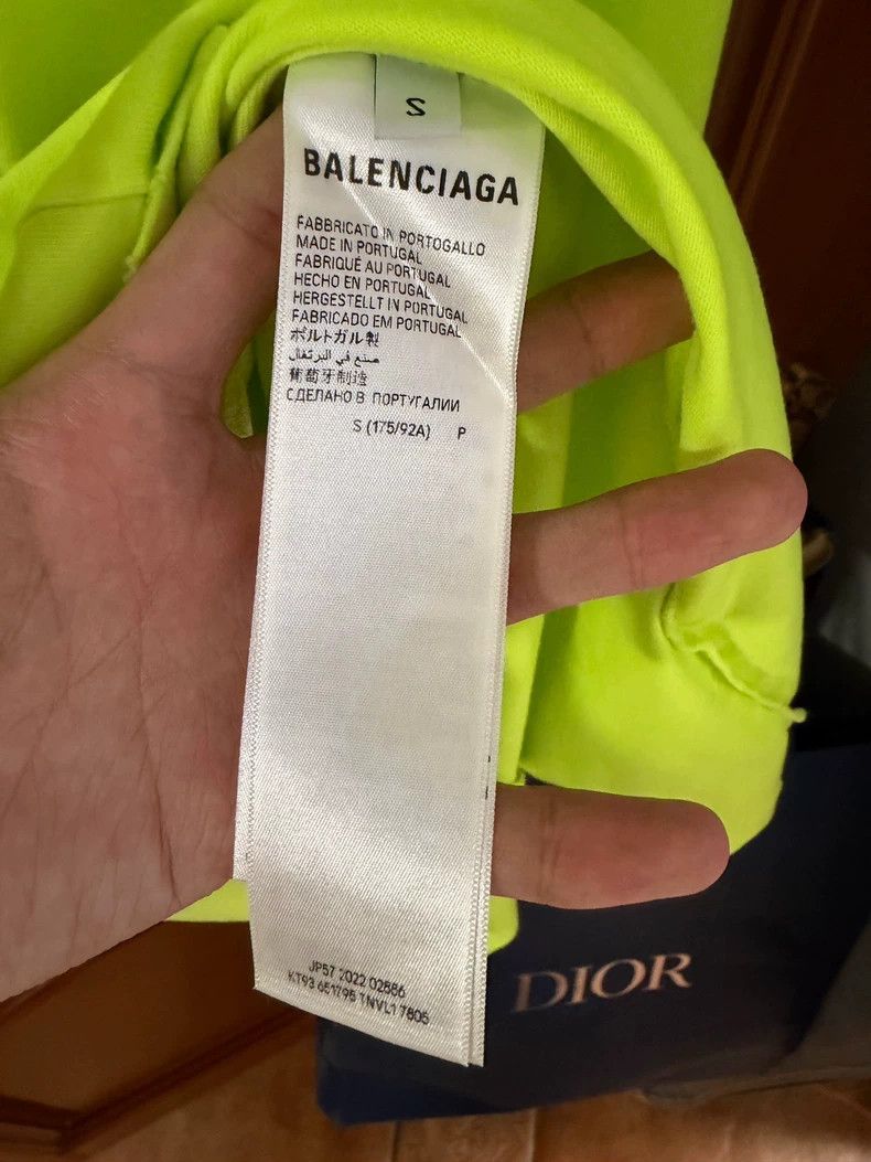 Balenciaga Balenciaga Neon Green Distressed T-shirt - dmc Size US S / EU 44-46 / 1 - 4 Thumbnail