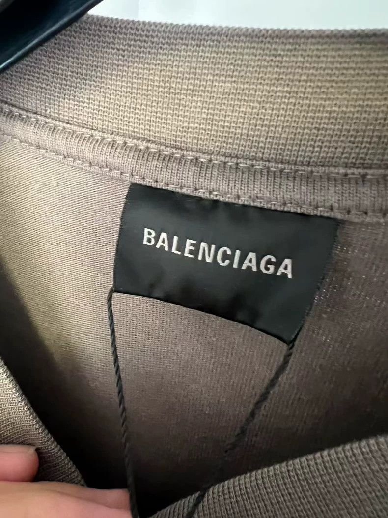 Balenciaga Balenciaga Distressed Logo Coke T-shirt - dmc Size US S / EU 44-46 / 1 - 3 Thumbnail