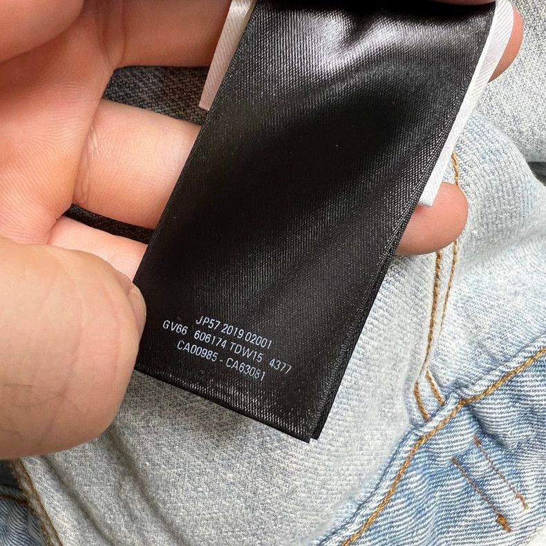 Balenciaga Balenciaga Washed Denim Jacket - dmc Size US XS / EU 42 / 0 - 6 Thumbnail