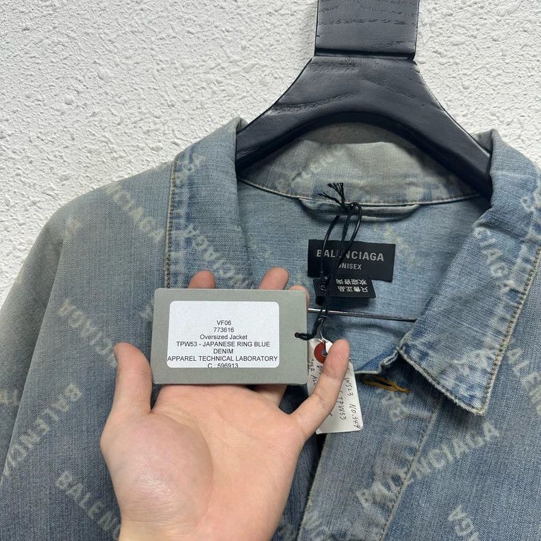 Balenciaga Balenciaga Denim Jacket Washed Gray - dmc Size US M / EU 48-50 / 2 - 4 Thumbnail