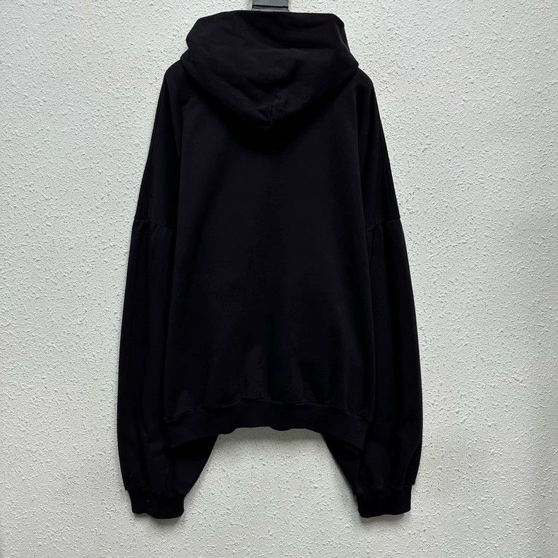 Balenciaga Balenciaga Inverted Logo Embroidered Hoodie - dmc Size US S / EU 44-46 / 1 - 2 Thumbnail