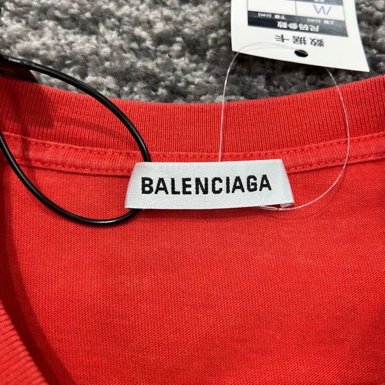 Balenciaga Balenciaga Red Portrait Short Sleeve Tee - dmc Size US M / EU 48-50 / 2 - 4 Thumbnail