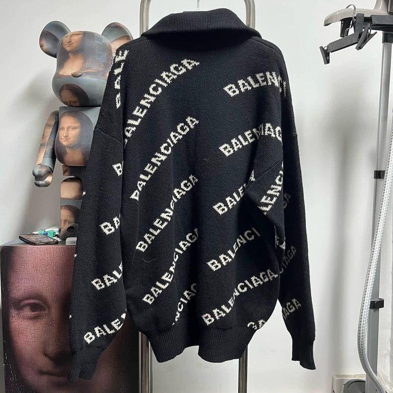 Balenciaga Balenciaga Logo All-Over Print Knit Sweater - dmc Size US M / EU 48-50 / 2 - 2 Thumbnail