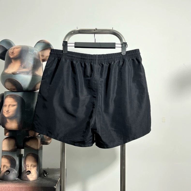 Balenciaga Balenciaga Embroidered Shorts S2320 - dmc Size US 31 - 2 Thumbnail