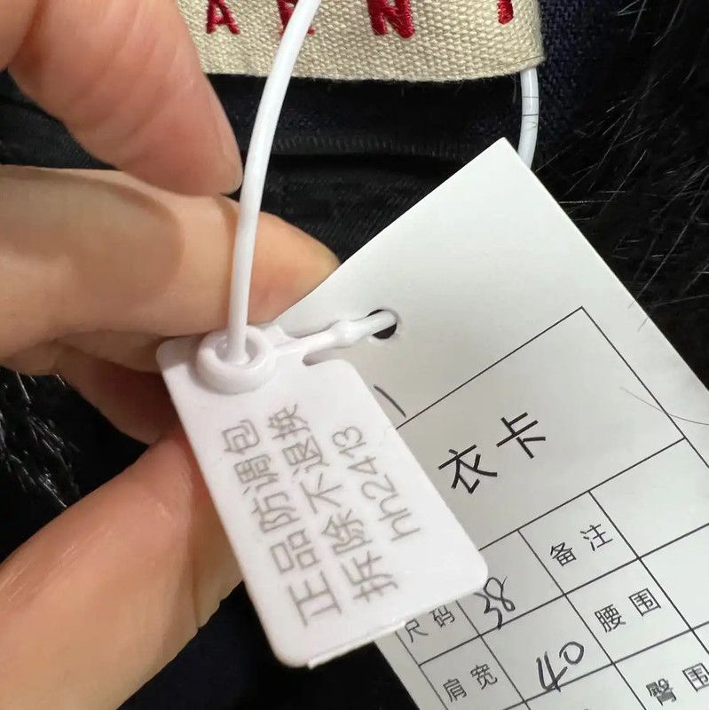 Marni Marni Women's Navy Wool Coat with Belt 0089 Size M / US 6-8 / IT 42-44 - 5 Thumbnail