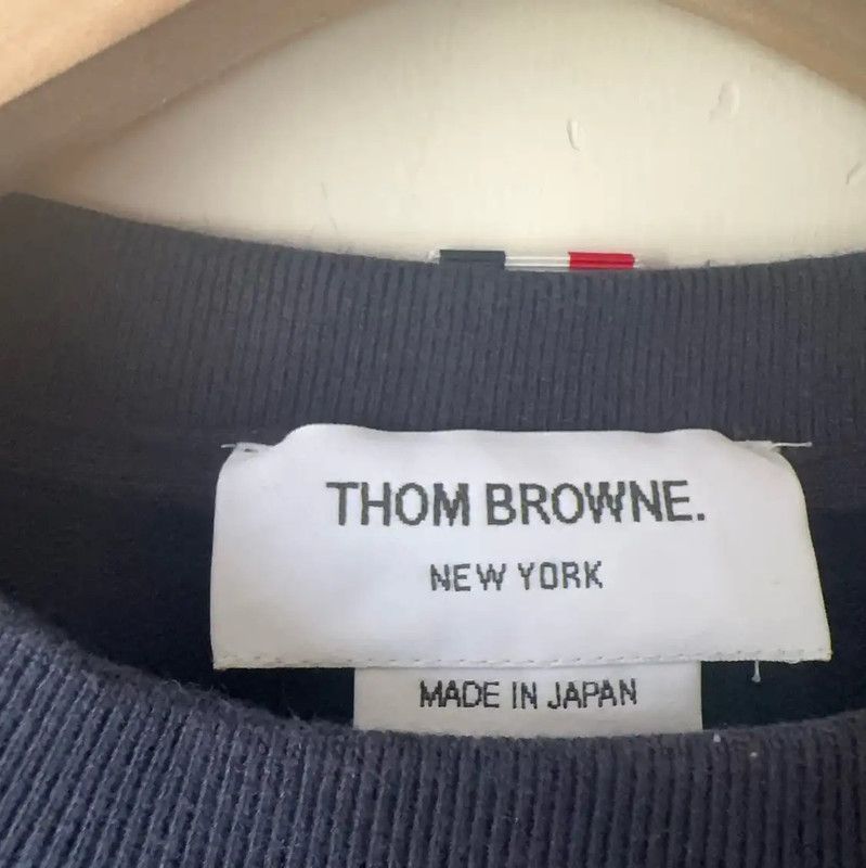 Thom Browne Thom Browne Women's Navy Embroidered Crop Sweatshirt 0089 Size XS / US 0-2 / IT 36-38 - 6 Thumbnail