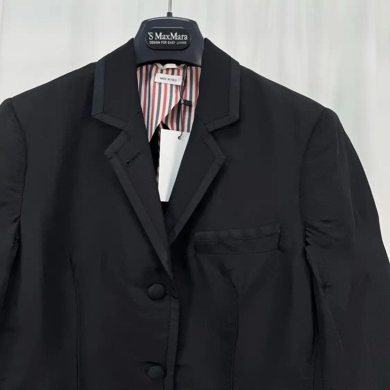 Thom Browne Thom Browne Women's Black Silk Logo Jacket 0089 Size M / US 6-8 / IT 42-44 - 3 Thumbnail