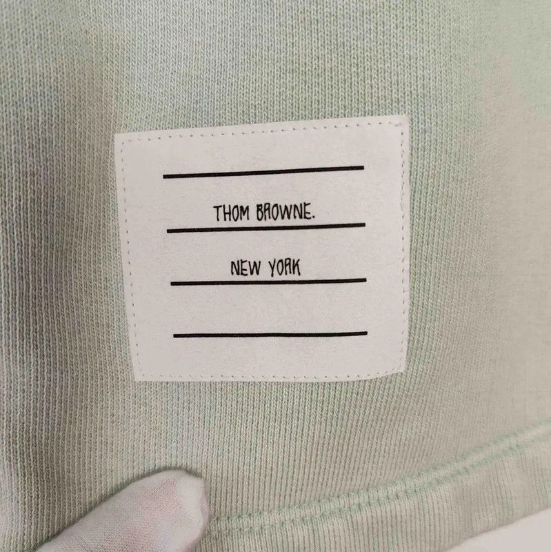 Thom Browne Thom Browne Green Cotton Women's Shorts 0089 Size 26" / US 2 / IT 38 - 5 Thumbnail