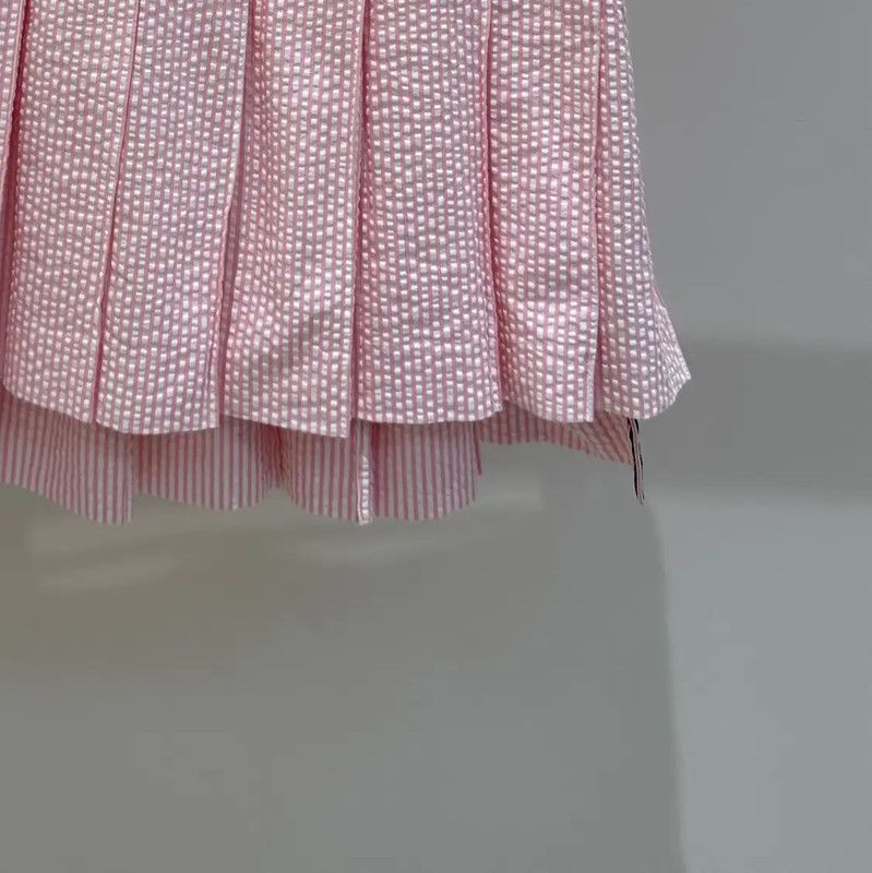 Thom Browne Thom Browne Pink Pleated Skirt for Women 0089 Size 28" / US 6 / IT 42 - 3 Thumbnail